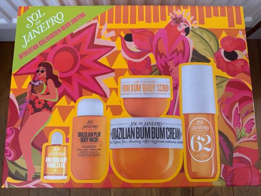  — Sol de Janeiro large gift set