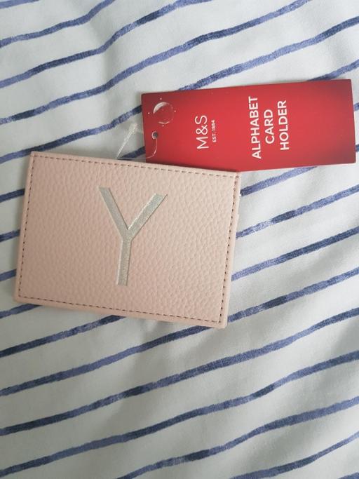  — NEW M&S Alphabet Card Holder 'Y'