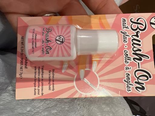  — Brush on nail glue