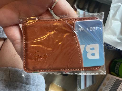  — New leather card wallet