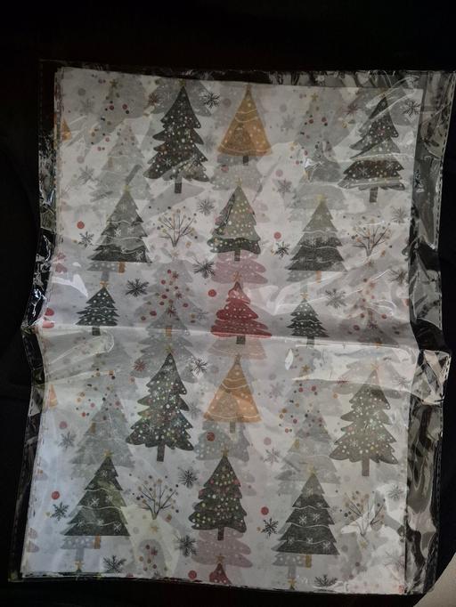  — new Xmas 10pc Tissue Paper