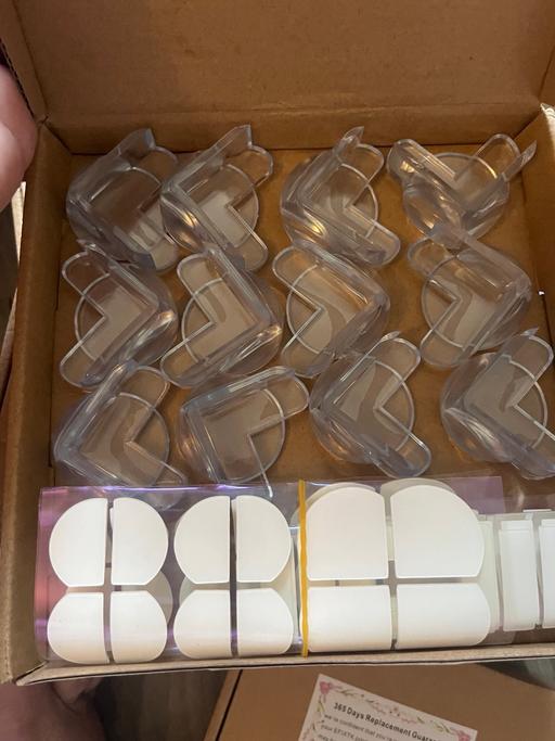  — New corner protectors 24 pc