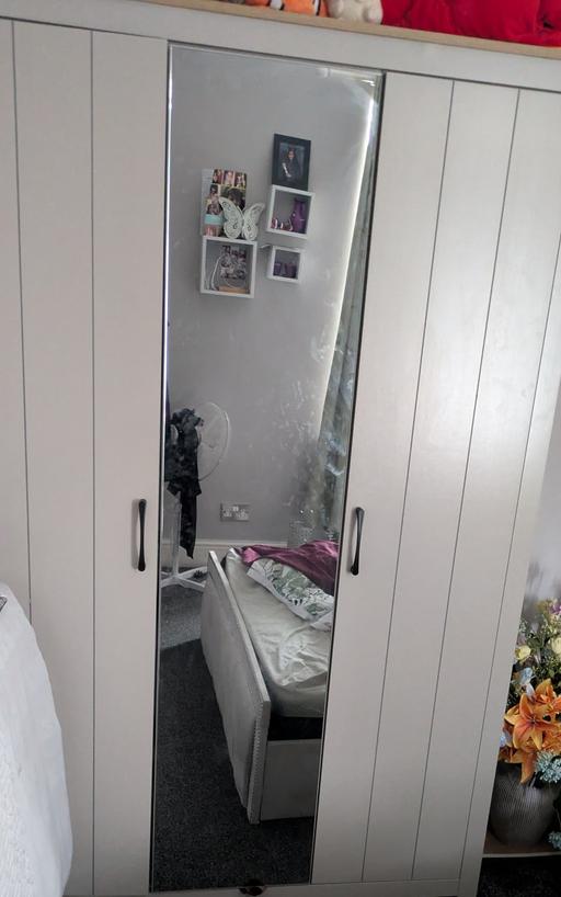  — grey wardrobe