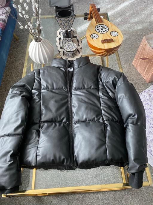  — Jaket for woman