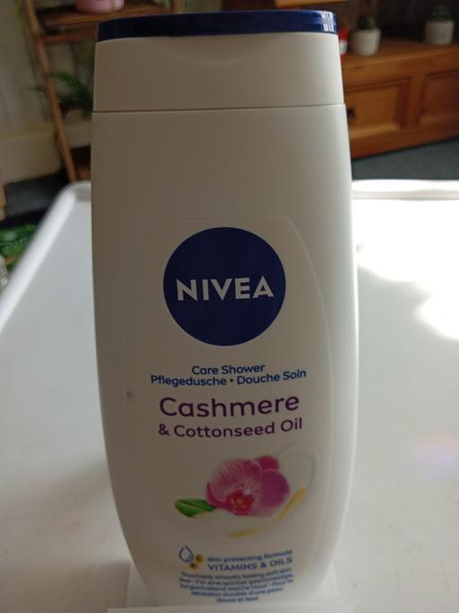  — brand new NIVEA SHOWER CREME