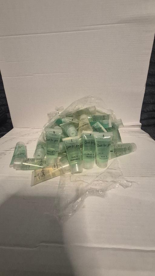  — job lot shower gel