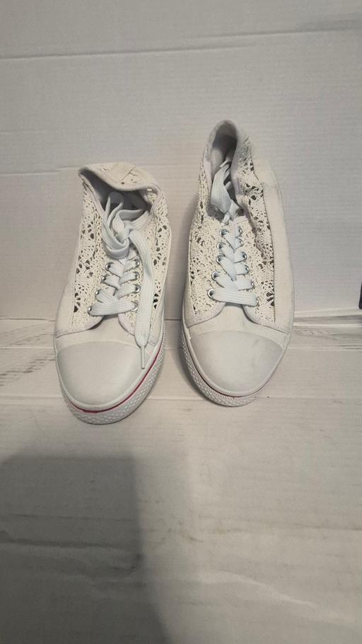  — trainers