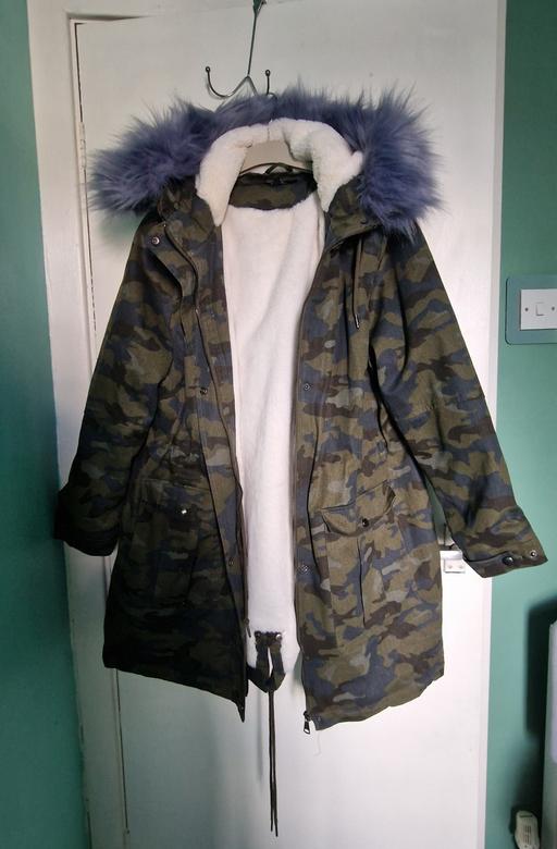  — Camo parka with faux fur hood