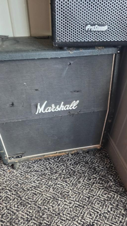  — Marshall 1960A 4x12 guitar speaker cab