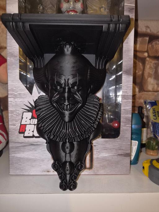 — Pennywise shelf