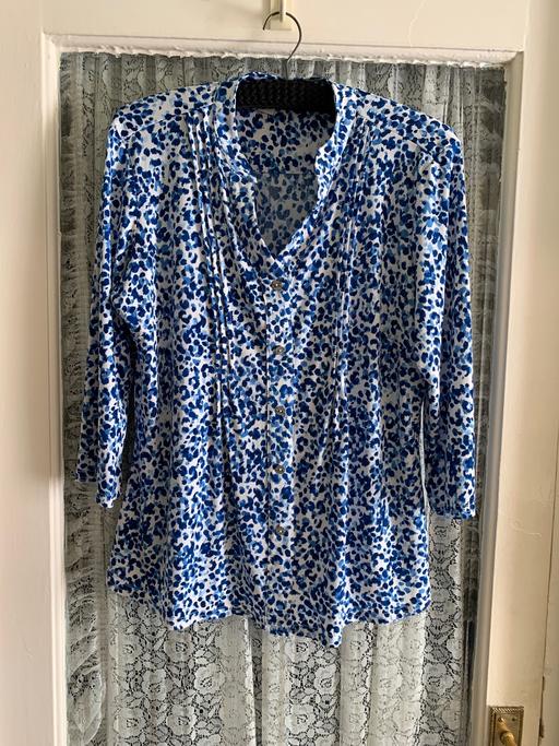  — Ladies blouse