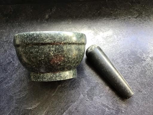  — Pestle and mortar