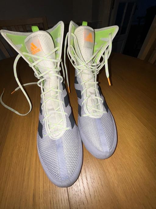  — Boxing boots multiple sizes