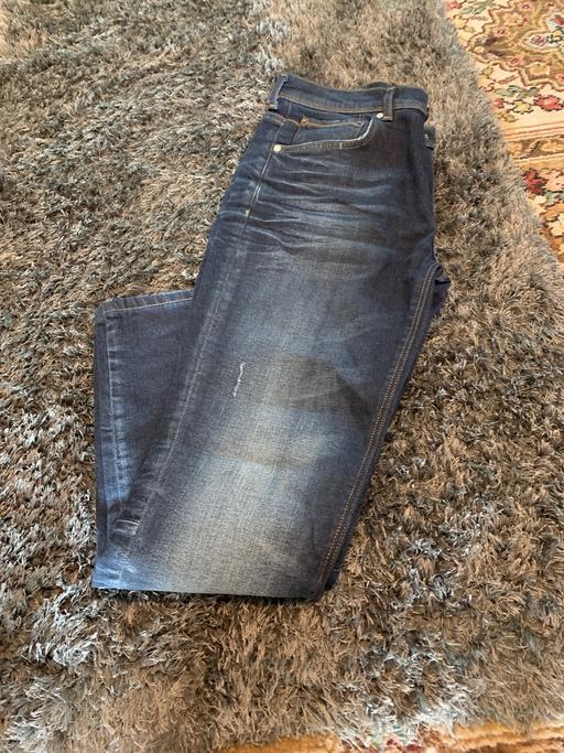  — Mens/boys jeans