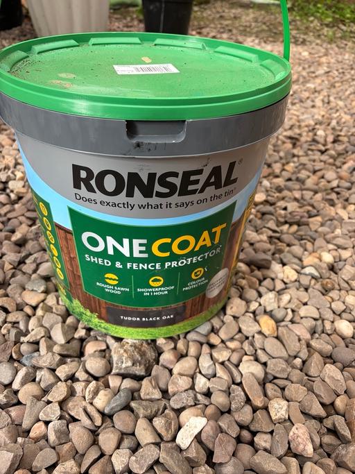  — Ronseal  Black Tudor Oak fence paint