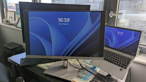  — HP E233 23" Monitor