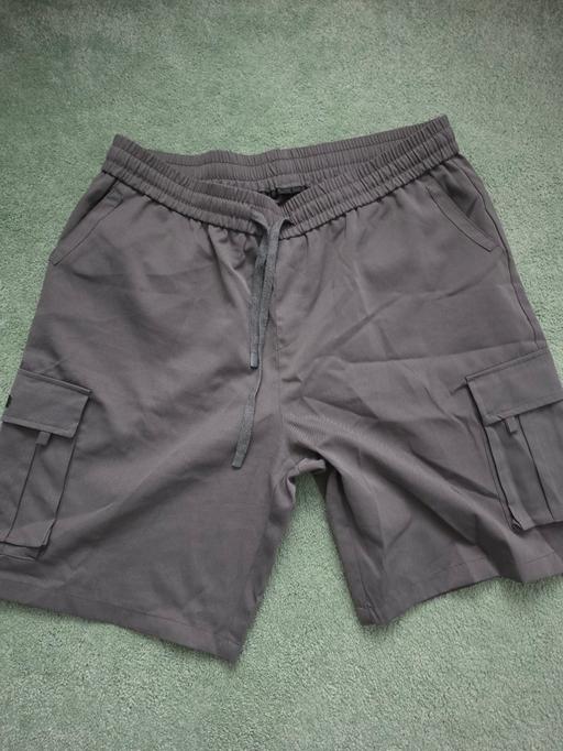  — mens 38 waist pull string shorts grey