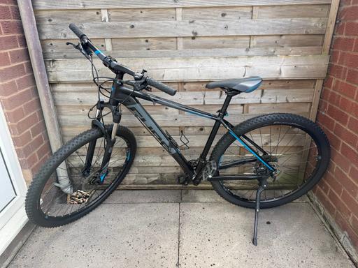  — Cube Attention 19” Frame 29” Wheels Black
