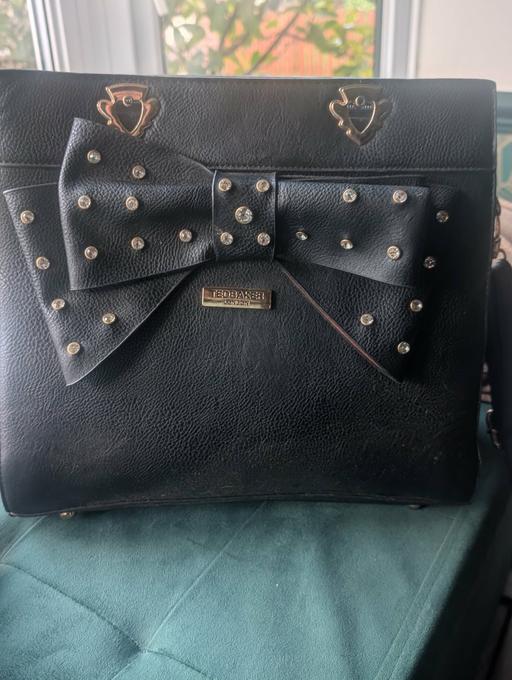  — Ted Baker bag