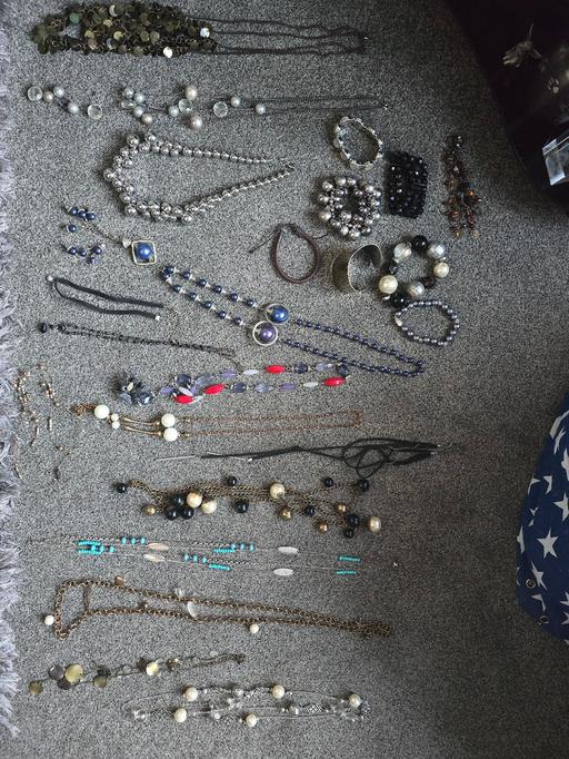  — Costume jewellery bundle