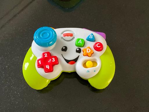  — Fisher Price Laugh & Learn Game Controller