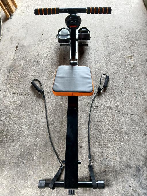  — Rowing machine