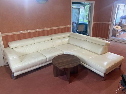  — Cream Colour L-Shaped Corner Sofa 