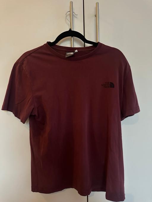  — North Face Burgandy Large T-shirt
