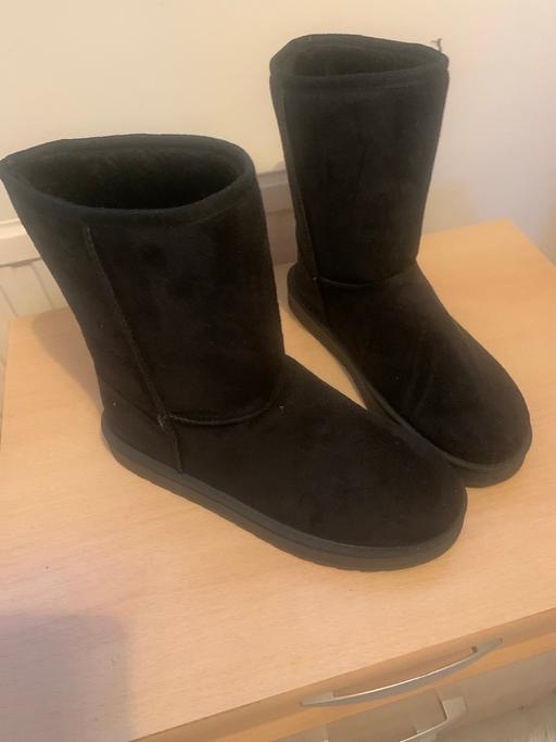  — 3/4 black Swade boots