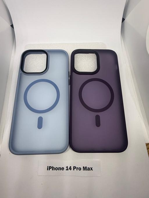  — iPhone 14 pro max unused MagSafe cases