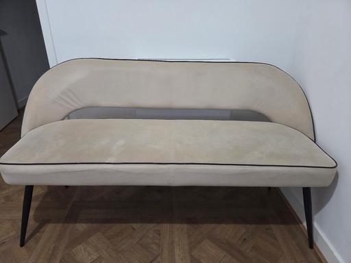  — Dining bench from daals