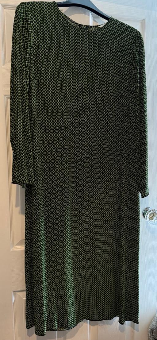  — Ladies midi dress 16p