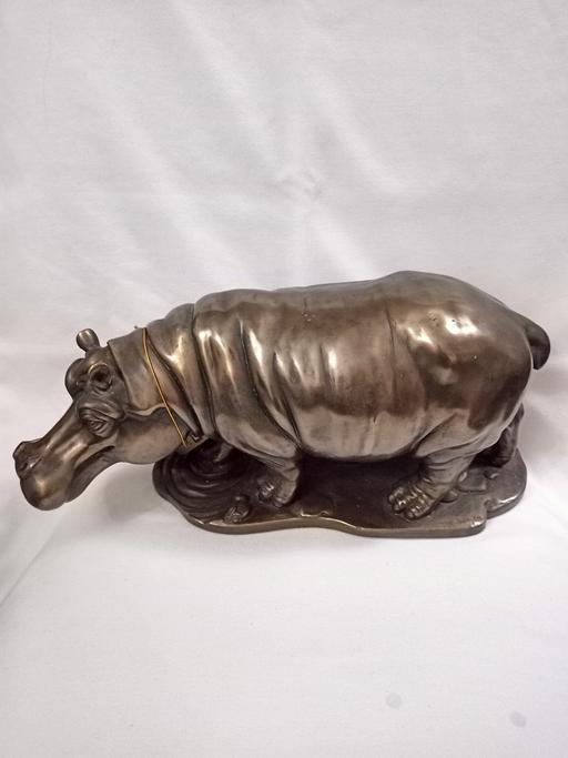  — REGENCY FINE ARTS LARGE HIPPO.