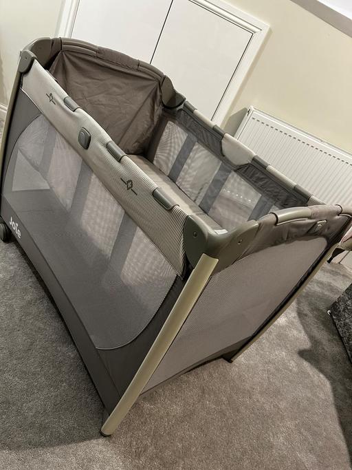  — baby travel cot