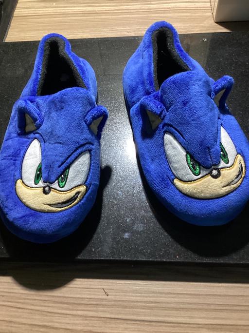  — Size 13 sonic slippers worn once to small