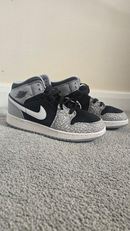  — Nike Air Jordan 1 Mid Elephant Print Black Gr
