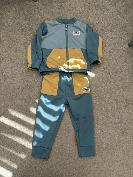  — Baby boy Converse tracksuit