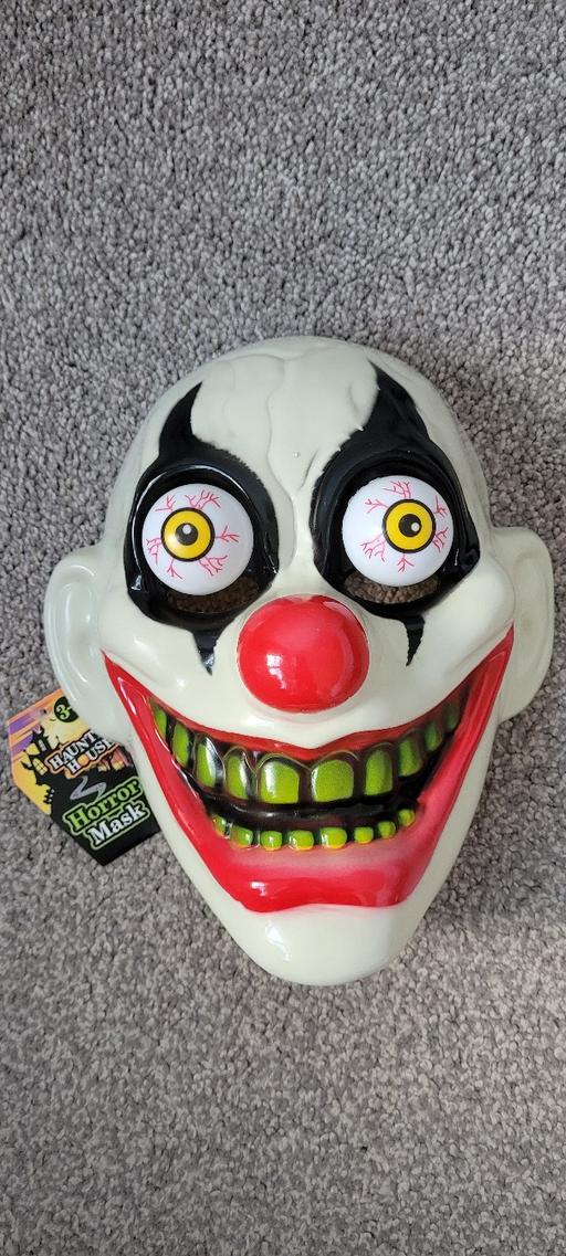  — New Halloween clown mask