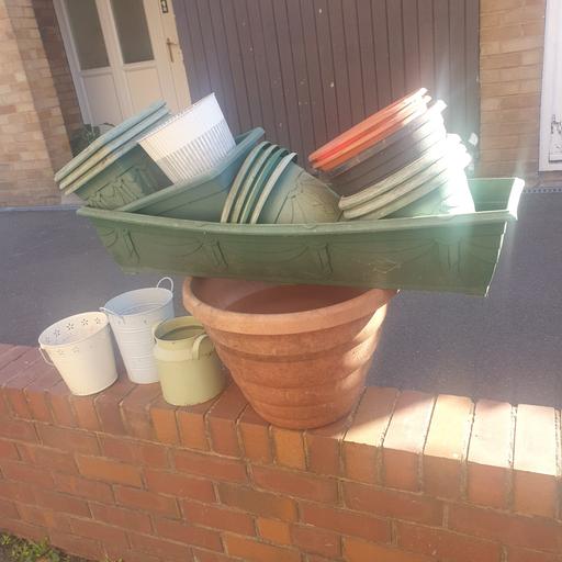  — Big Joblot Of All Sizes Pots,Troughs,Planters
