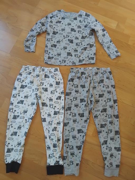  — Pyjamas 6-7Y