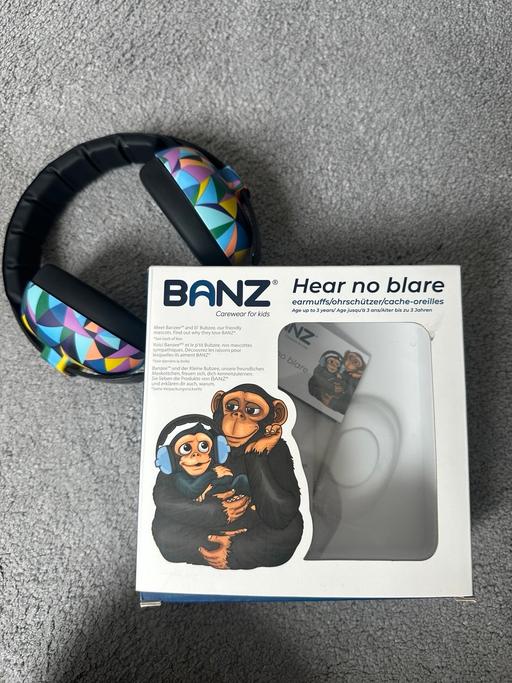  — Banz baby earmuffs