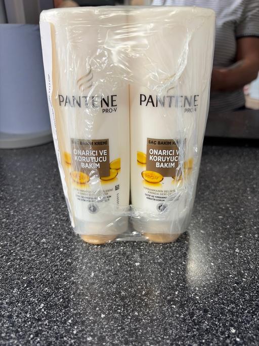  — X6 bottles Pantene