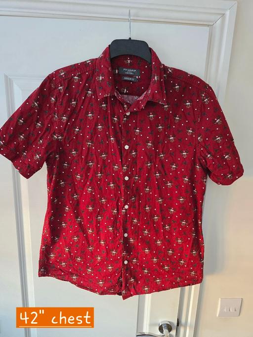  — Primark red large Christmas mens shirt