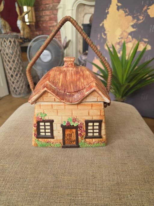  — BURLINGTON WARE VINTAGE BISCUIT BARREL