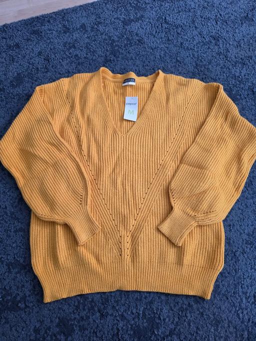  — brand new jumper m