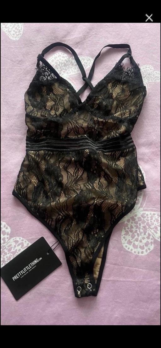  — Pretty Little Thing Lace Body Size 6