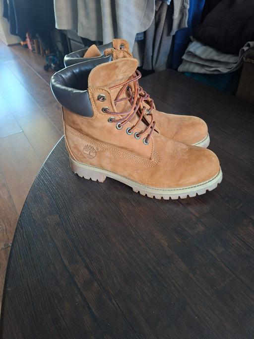  — GENUINE MENS TIMBERLAND UNIBODY BOOTS