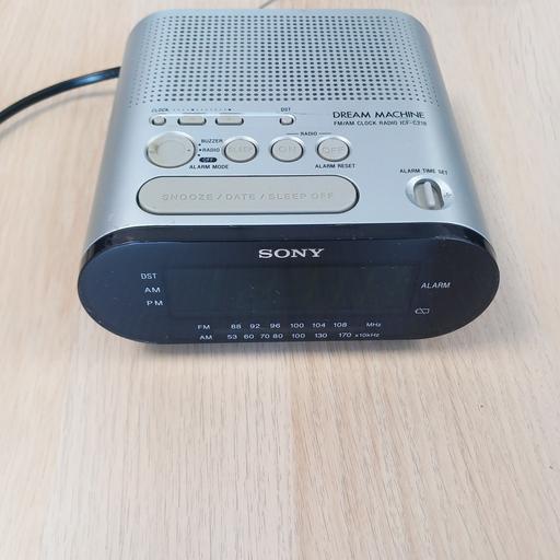  — Sony ICF-C218 Silver Dream Machine FM/AM Cloc