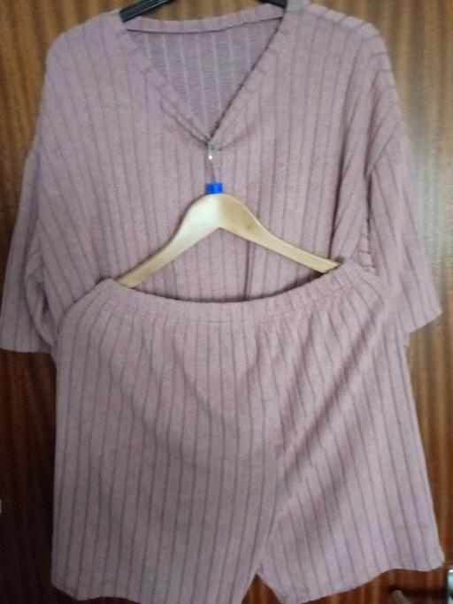  — like new condition ladies Pj shorts set