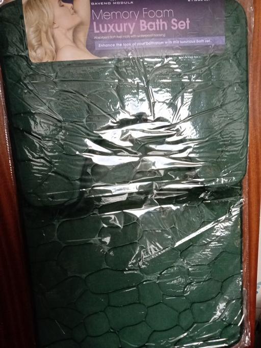  — brand new 2 PC MEMORY FOAM BATH SET